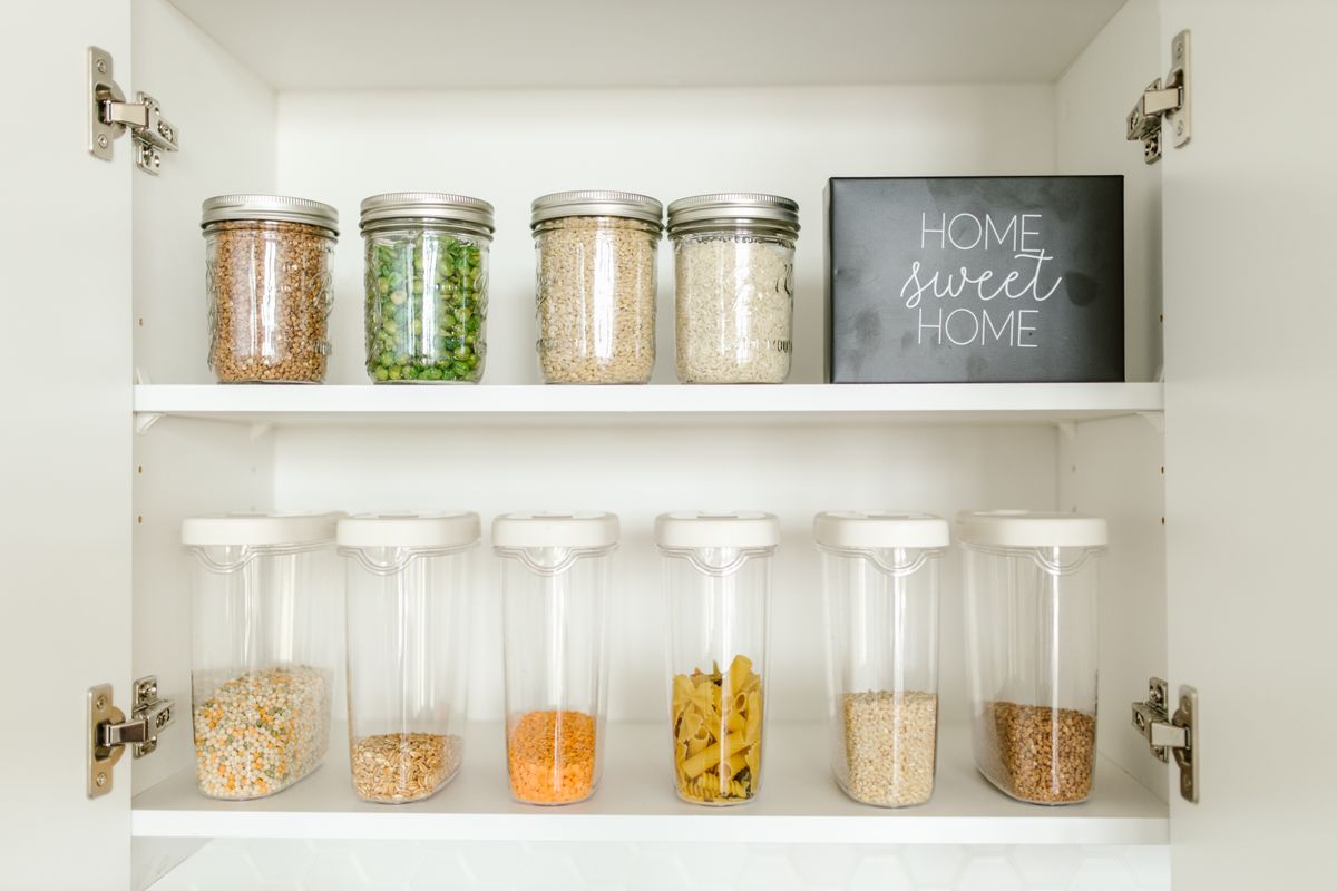 Small Apartment Pantry Organization Ideas - small apartment organization guide